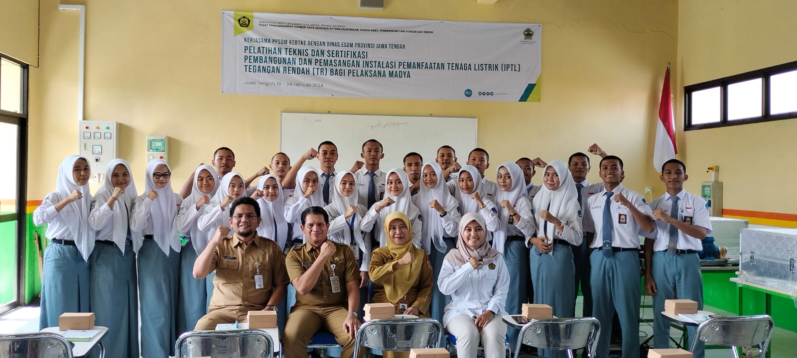 PPSDM KEBTKE Bekerjasama dengan Dinas ESDM Provinsi Jawa Tengah Tingkatkan Skill Siswa dan Siswi SMK Melalui Pelatihan dan Sertifikasi